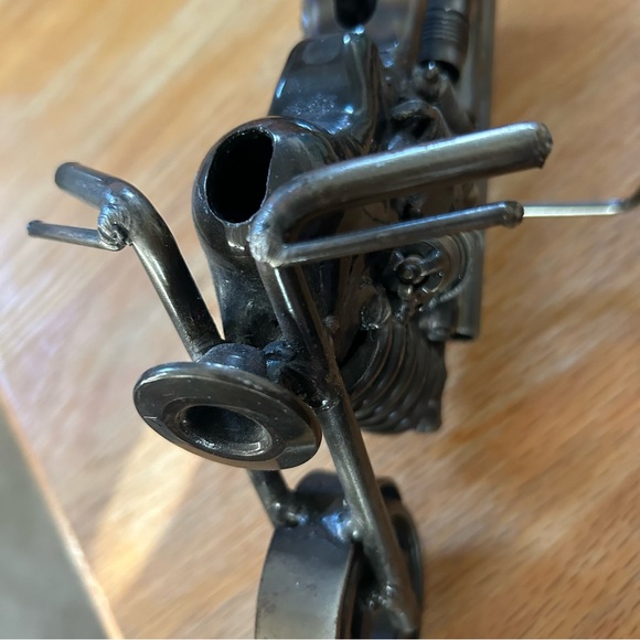 Scrap metal Motorcycle Art - Very Cool & Unique Piece - Picture 8 of 17